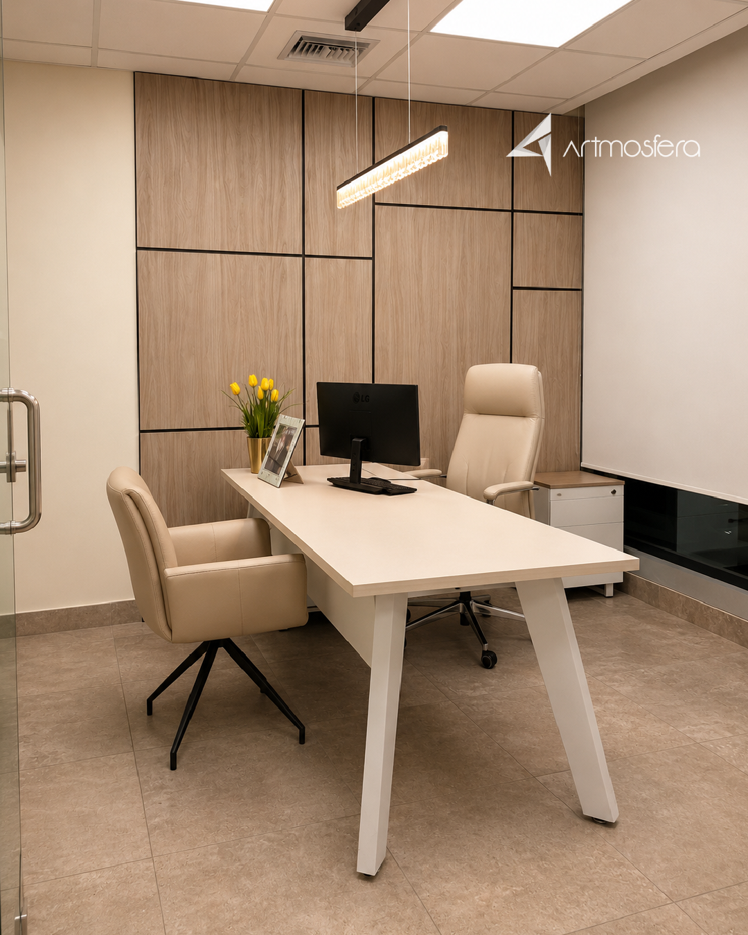 Diseno de oficina Empresas Estuardo Quirola Lojas - foto 03 Artmosfera